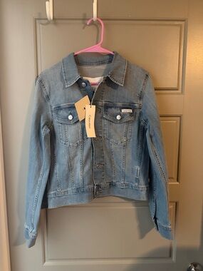 NWT Calvin Klein Light Bay Blue Denim Jacket - Classic Trucker Style